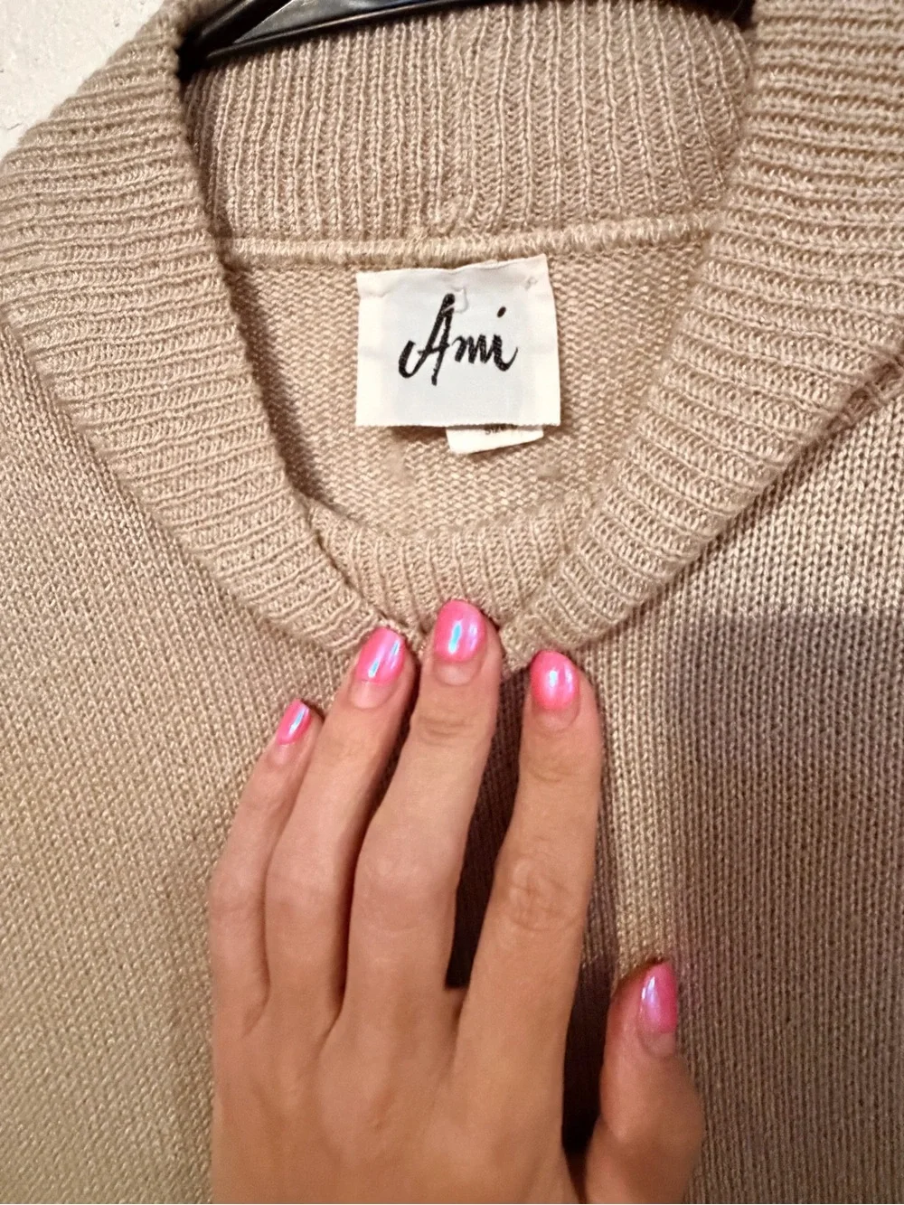 Ami -Beige Women's Knit Sweater with Contrast Trim